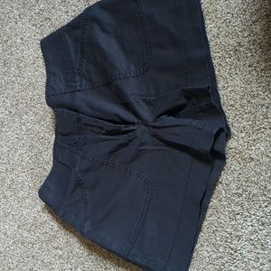 WHBM Short Sz 4 Black